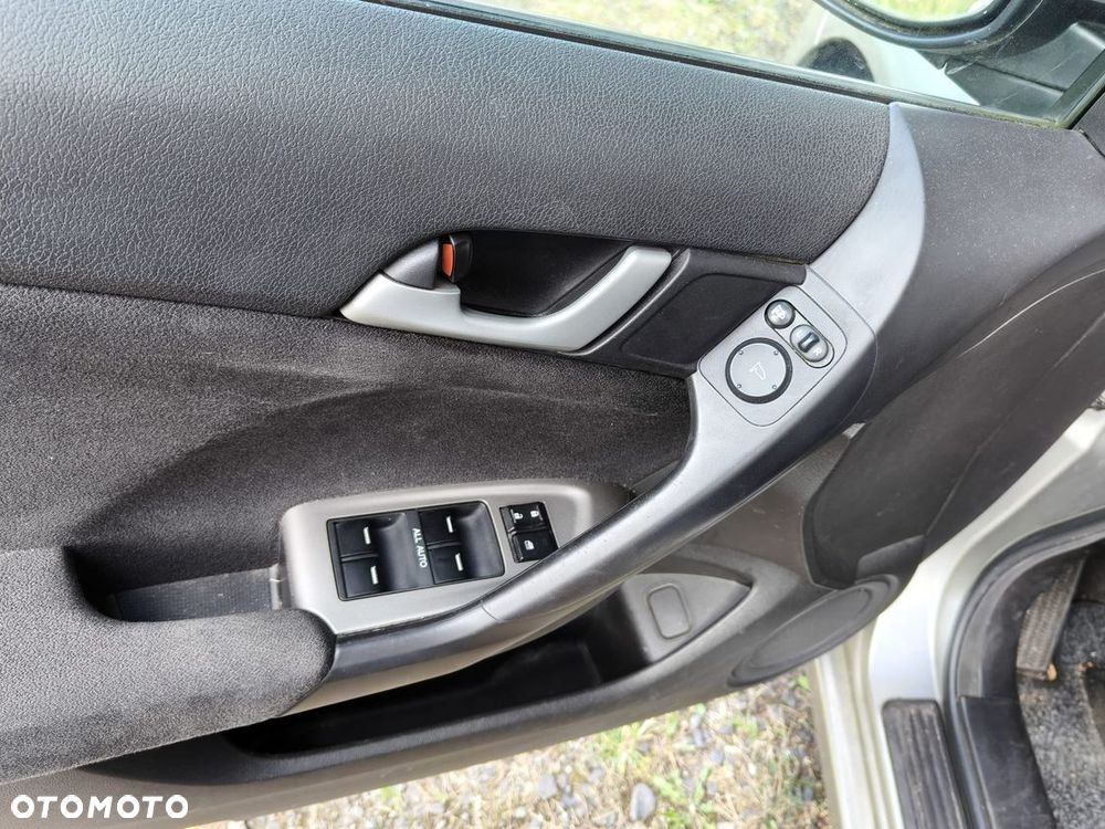 Honda Accord 2.0 Elegance - 18