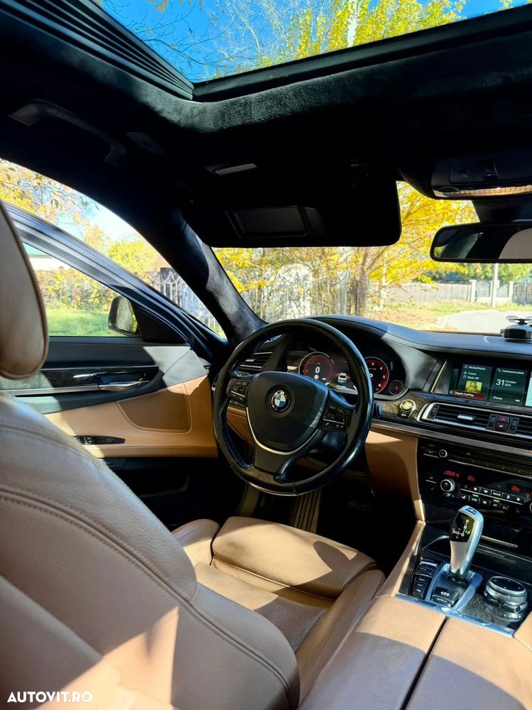 BMW Seria 7 730d xDrive - 30