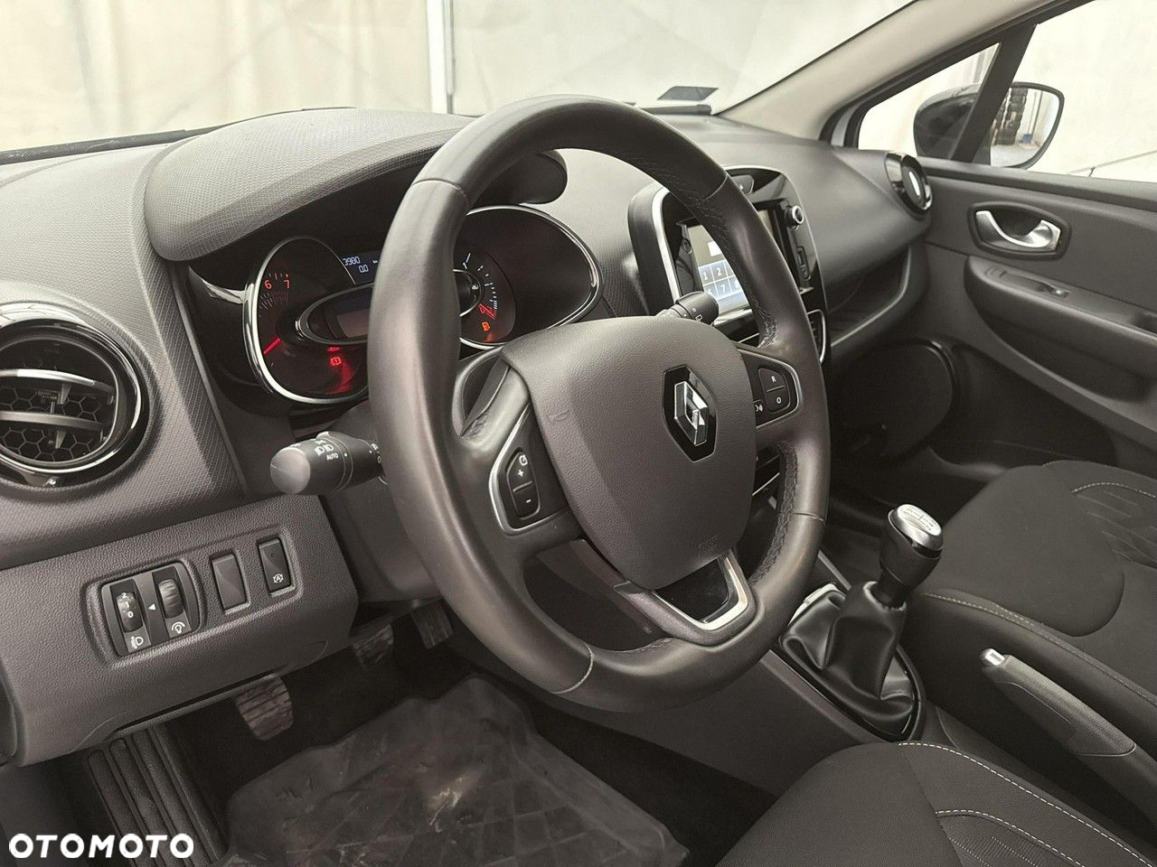 Renault Clio - 13