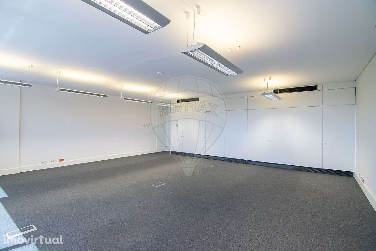 Escritório  para arrendamento - Grande imagem: 3/8