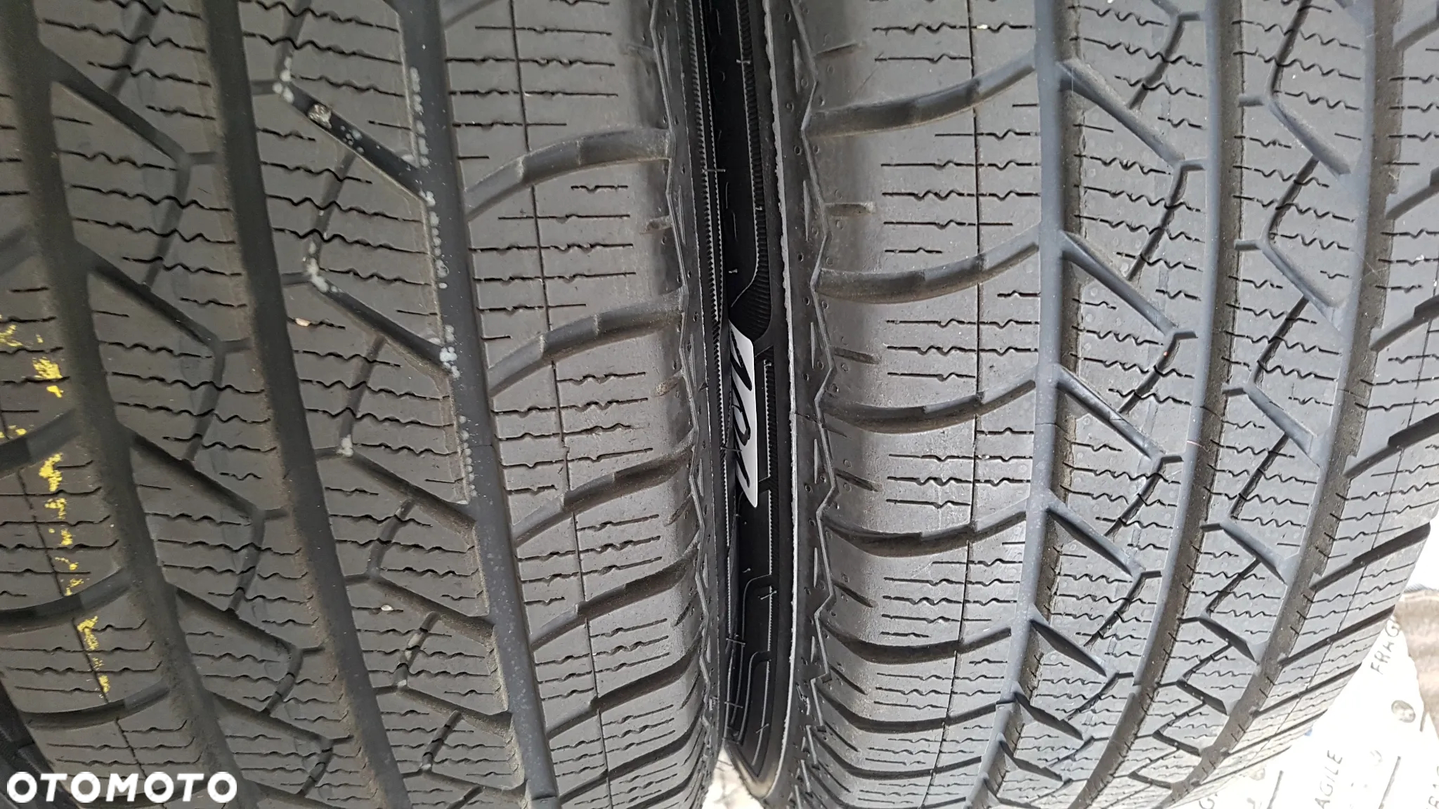 KOŁA CAŁOROCZNE  195/65R16C MERCEDES VITO VIANO 6,5JX16 ET52 5x112 - 34