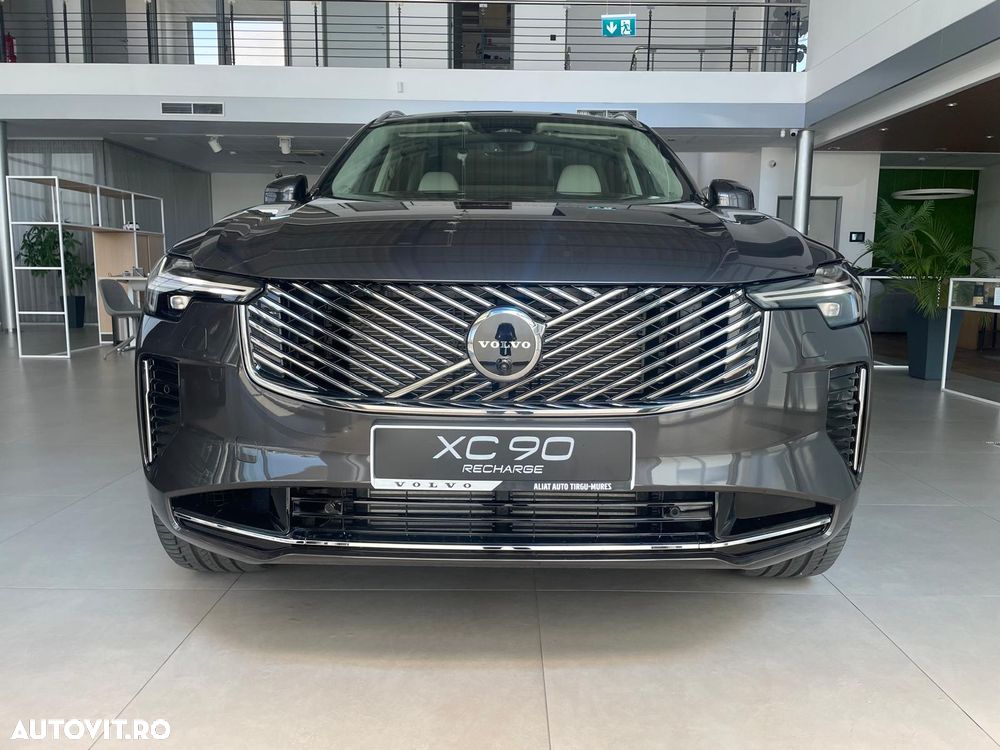 Volvo XC 90 T8 AWD PHEV Ultra Bright - 2