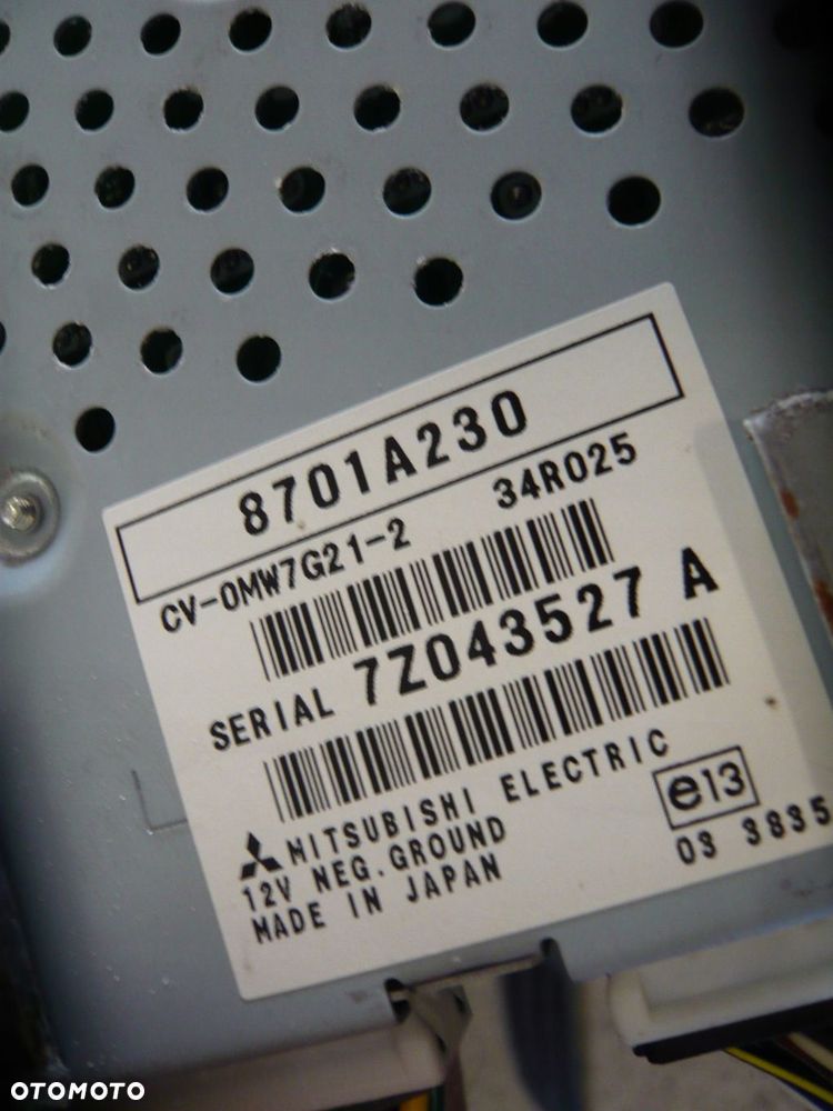 wzmacniacz mitsubishi outlander ii 8701a230 - 2