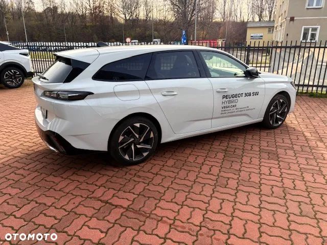 Peugeot 308 1.2 mHEV Allure S&S e-DCS6 - 7