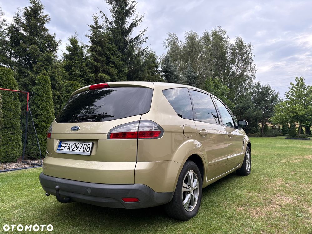 Ford S-Max - 7
