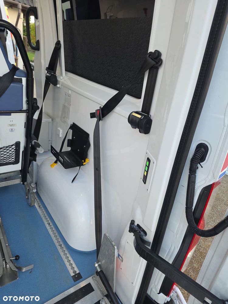 Renault Master Ambulans karetka - 21