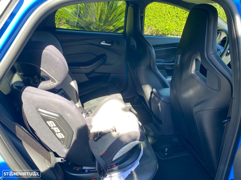 Ford Focus 2.3 EcoBoost RS Pack Performance - 37