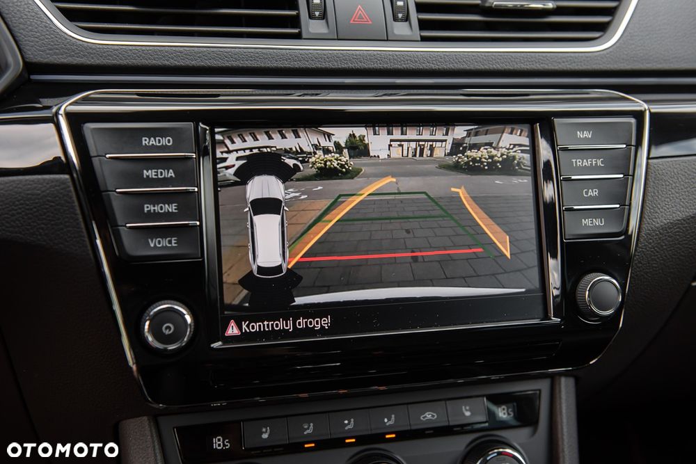 Skoda Superb 2.0 TSI 4x4 L&K DSG - 28