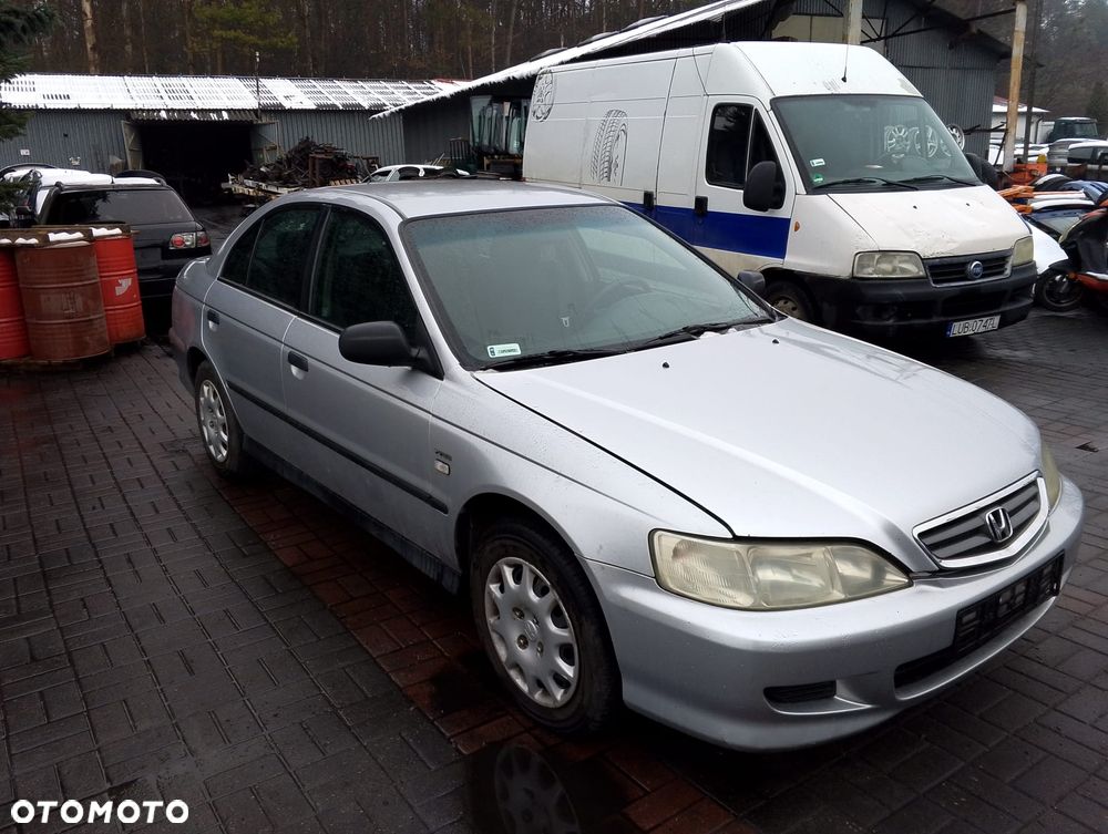 Honda Accord VI FL (00-02r.) 1.8 B 136KM. Silnik F18B2 Skrzynia 5MT lakier NH623M - SATIN SILVER.Cały na części. GWARANCJA !!! - 3