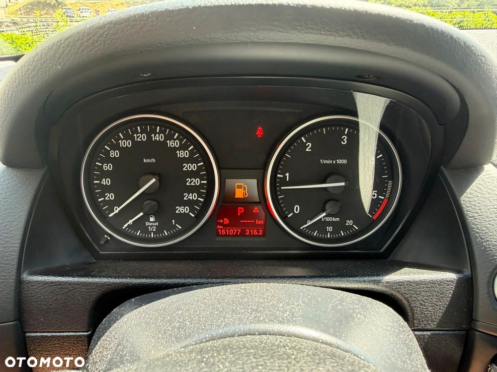 BMW X1 xDrive20d - 12