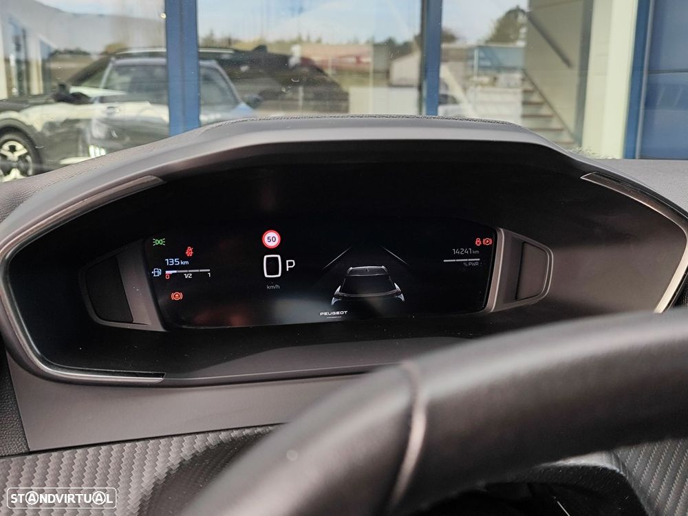 Peugeot 2008 1.2 Hybrid Allure e-DCS6 - 16