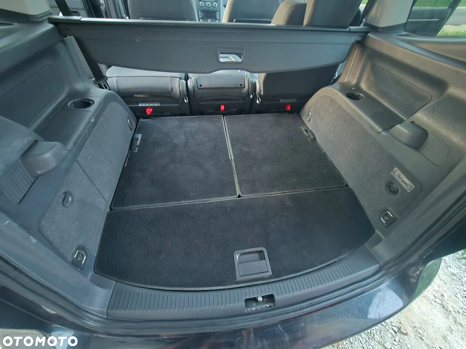 Volkswagen Touran 2.0 TDI DPF Highline - 21