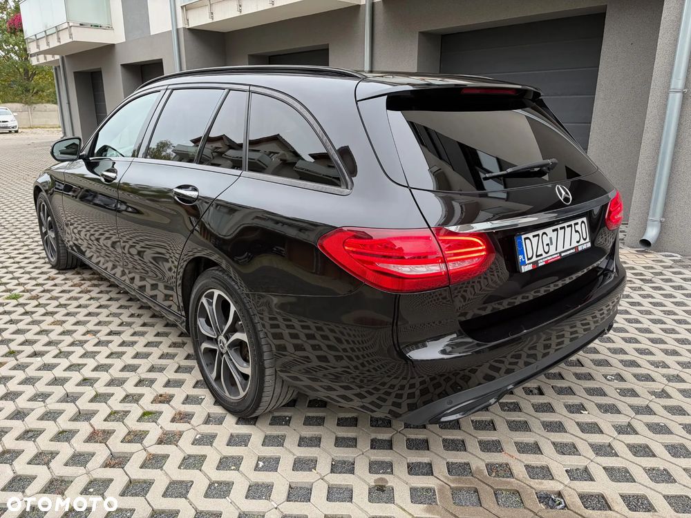 Mercedes-Benz C-Class 2015 photo 4