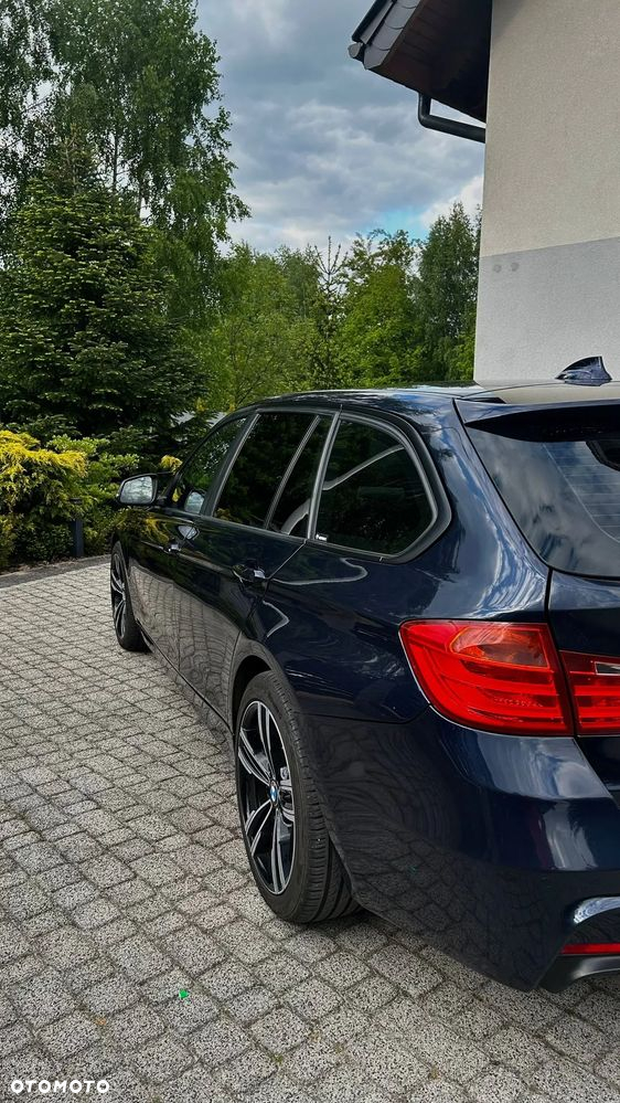 BMW Seria 3 318d Touring Sport Line - 8