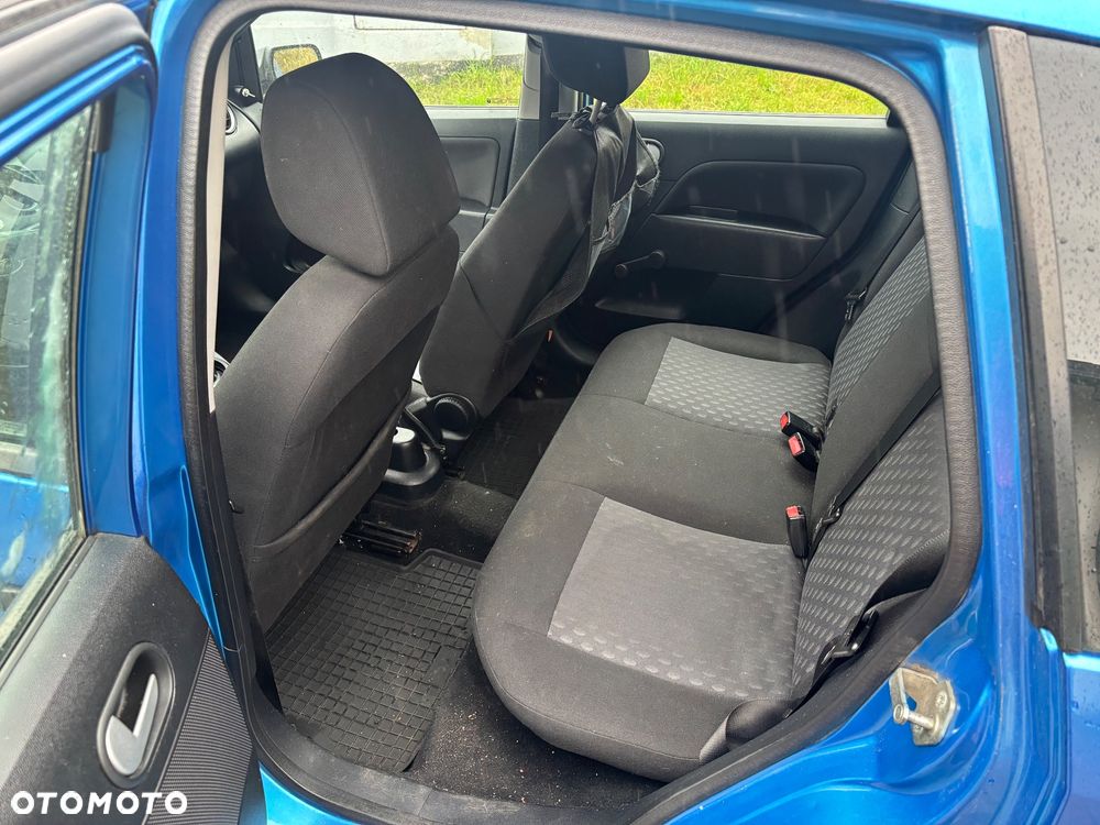 Ford Fiesta - 7