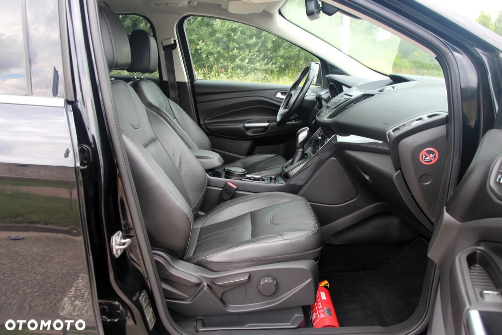 Ford Kuga 2.0 TDCi 4WD Titanium - 17