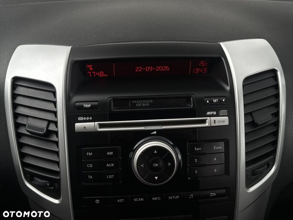 Kia Venga 1.4 M - 16