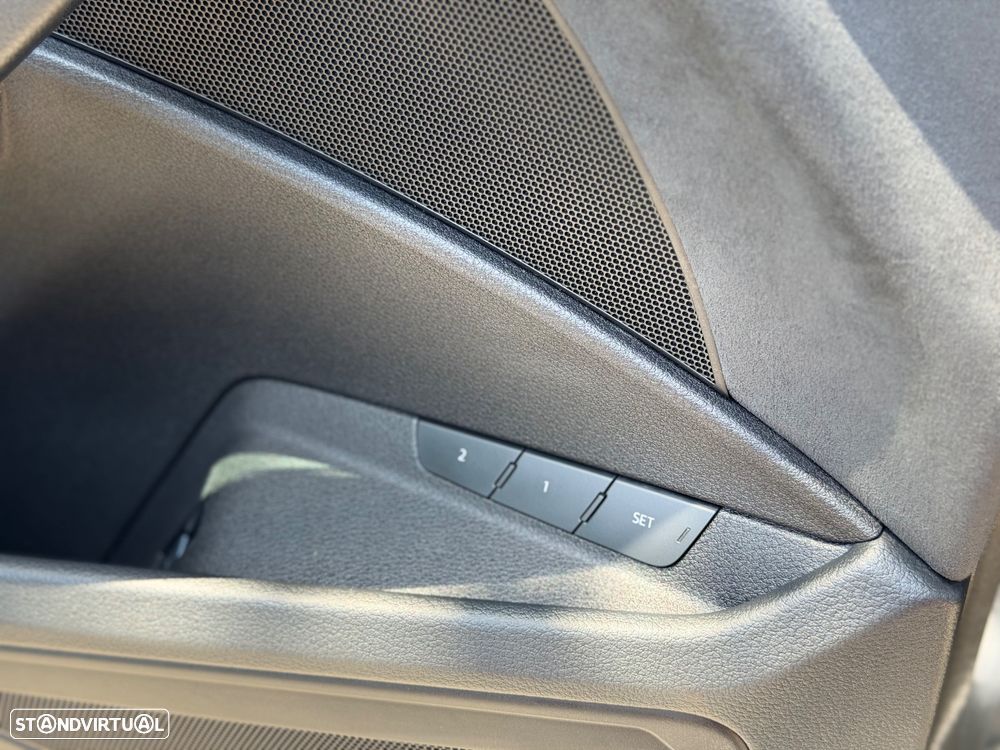 Audi e-tron 55 quattro S line - 36