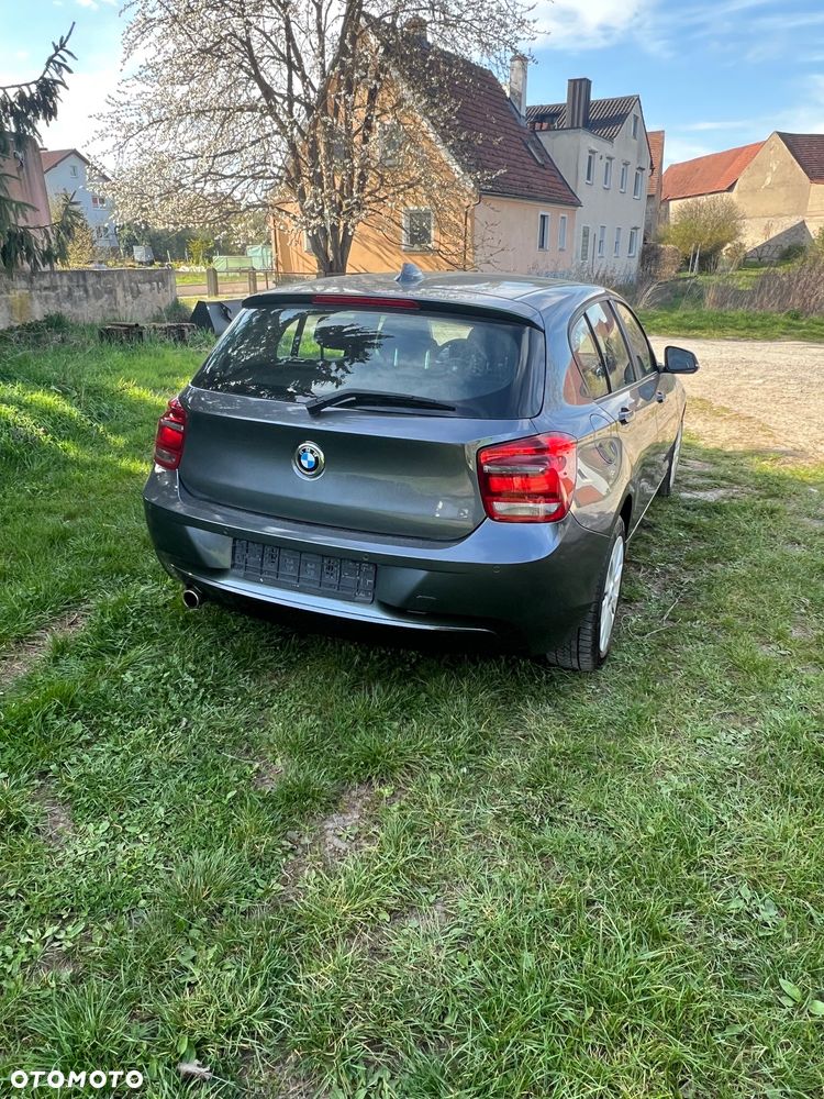BMW Seria 1 114i - 6