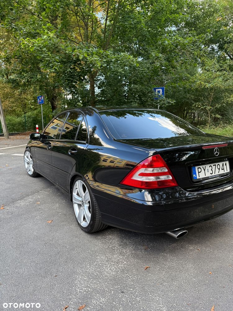 Mercedes-Benz Klasa C 180 Kompressor Elegance Sport Edition - 3