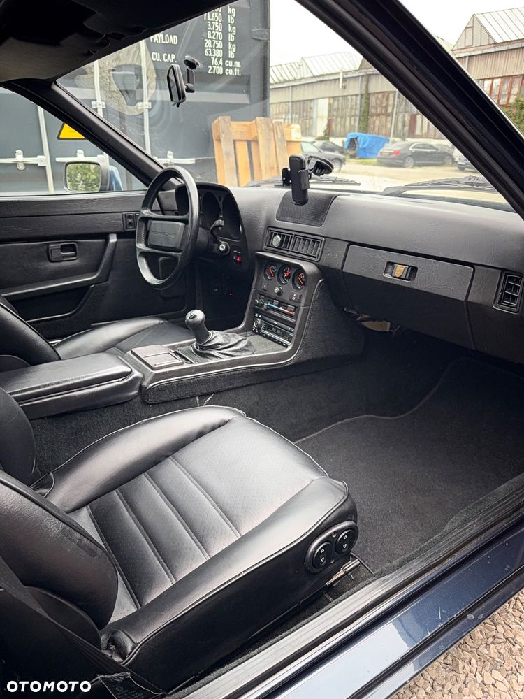 Porsche 924 - 5