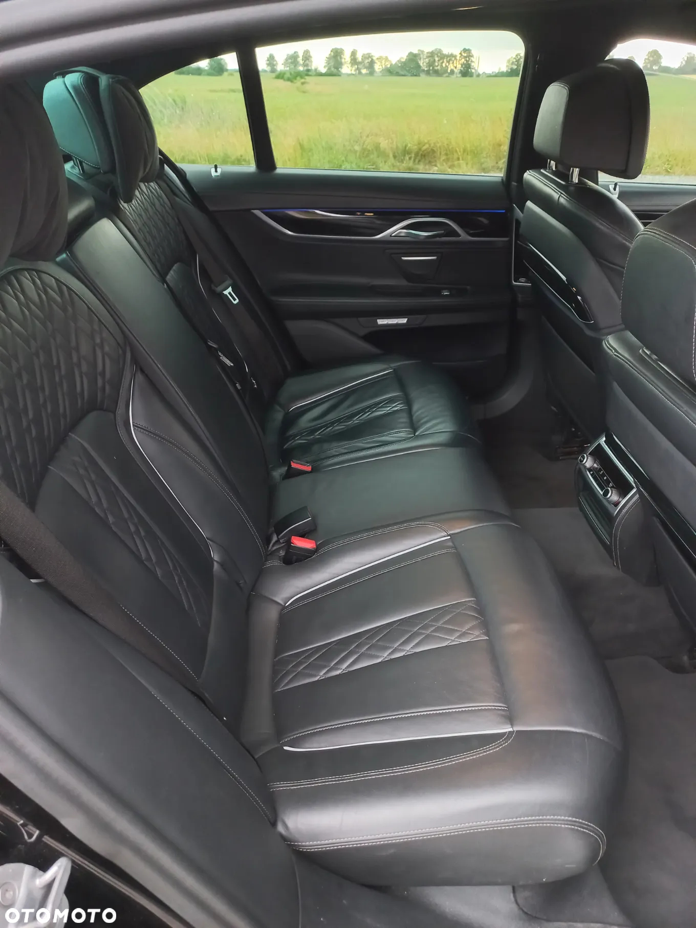 BMW Seria 7 740d xDrive sport - 14