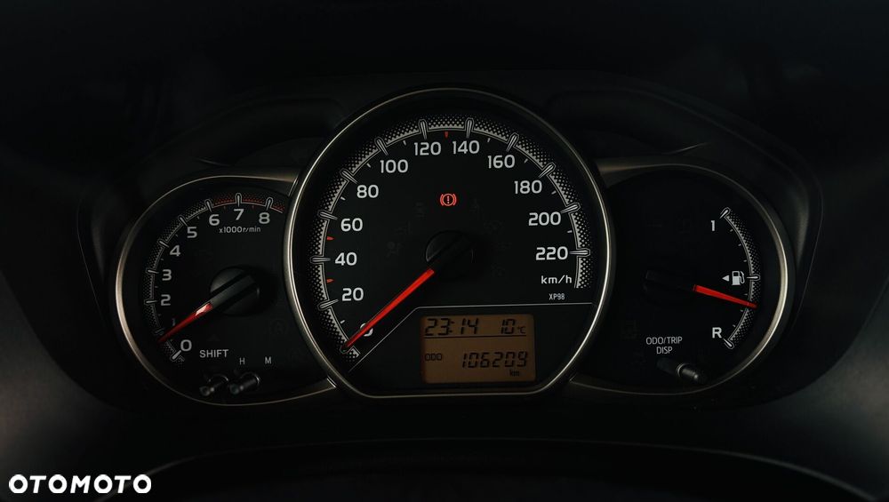 Toyota Yaris 1.33 Active EU6 - 21