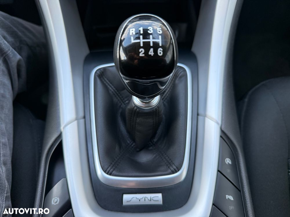 Ford Mondeo 1.5 EcoBoost Trend - 25