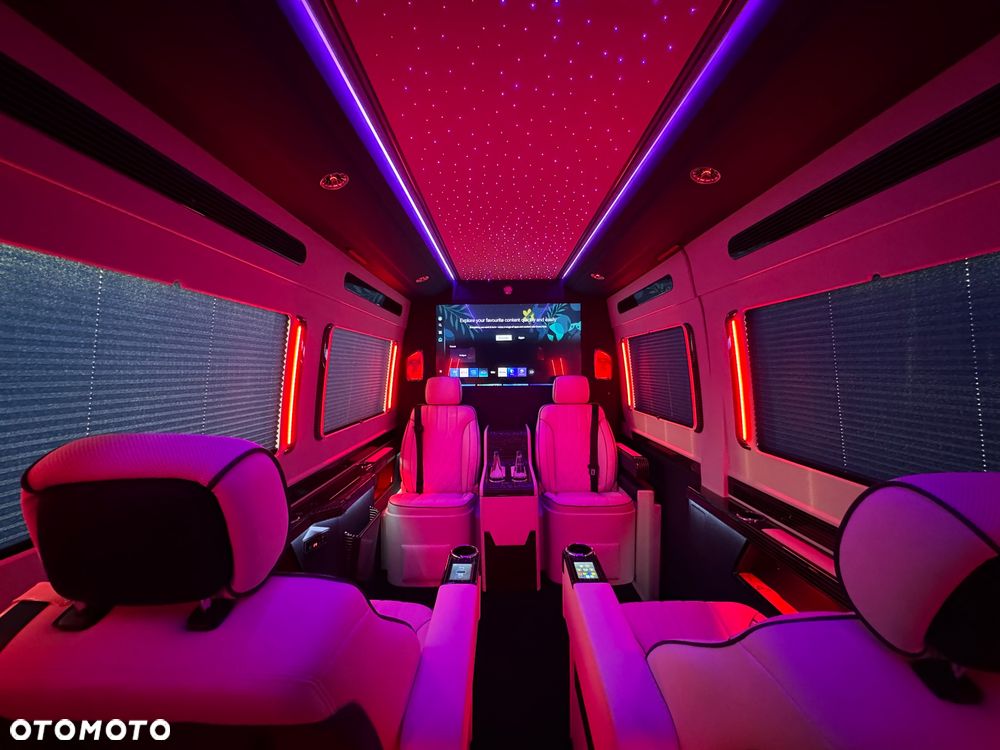 Mercedes-Benz Sprinter - 19