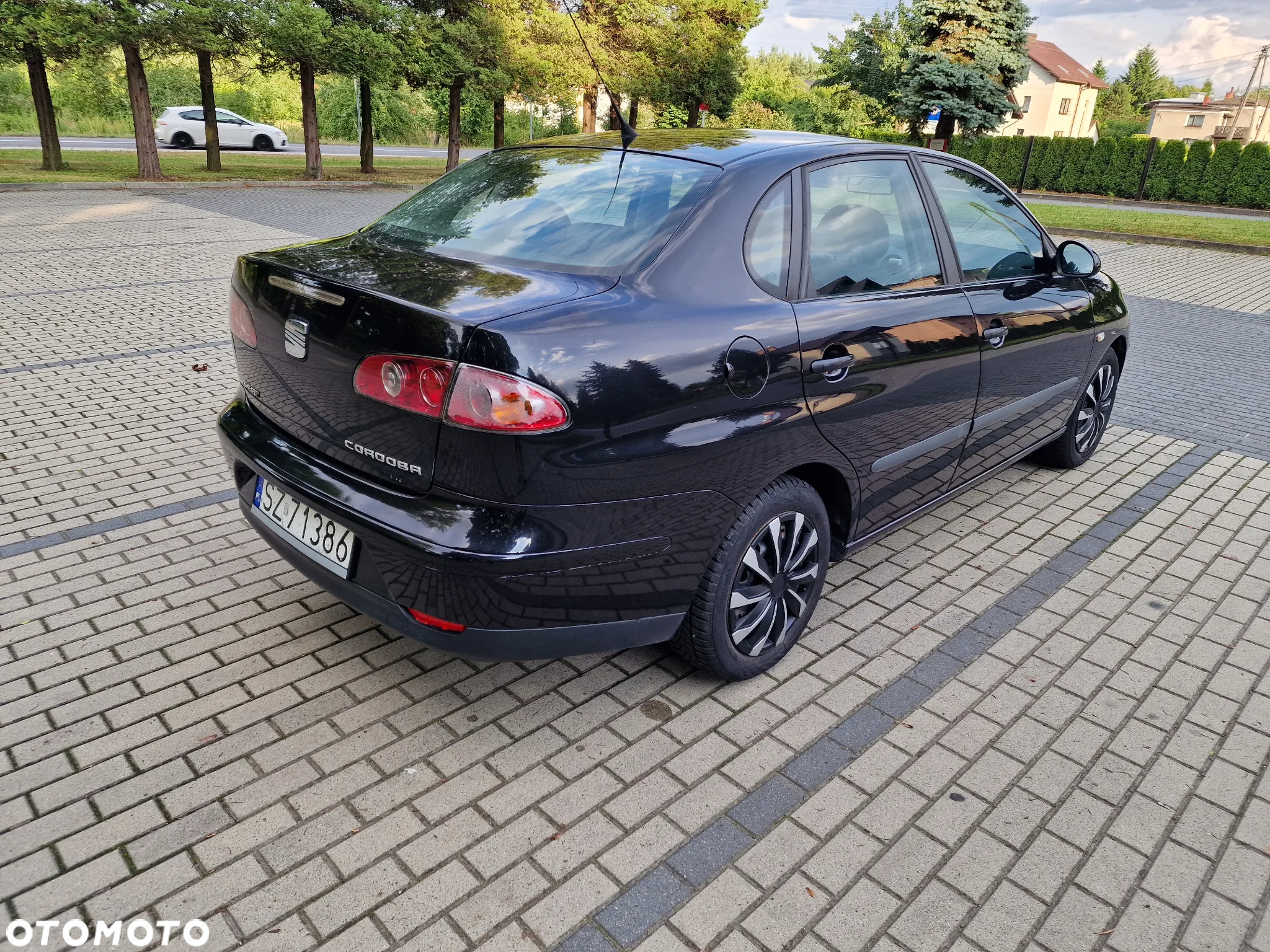 Volkswagen Golf V 1.4 TSI Comfortline - 5
