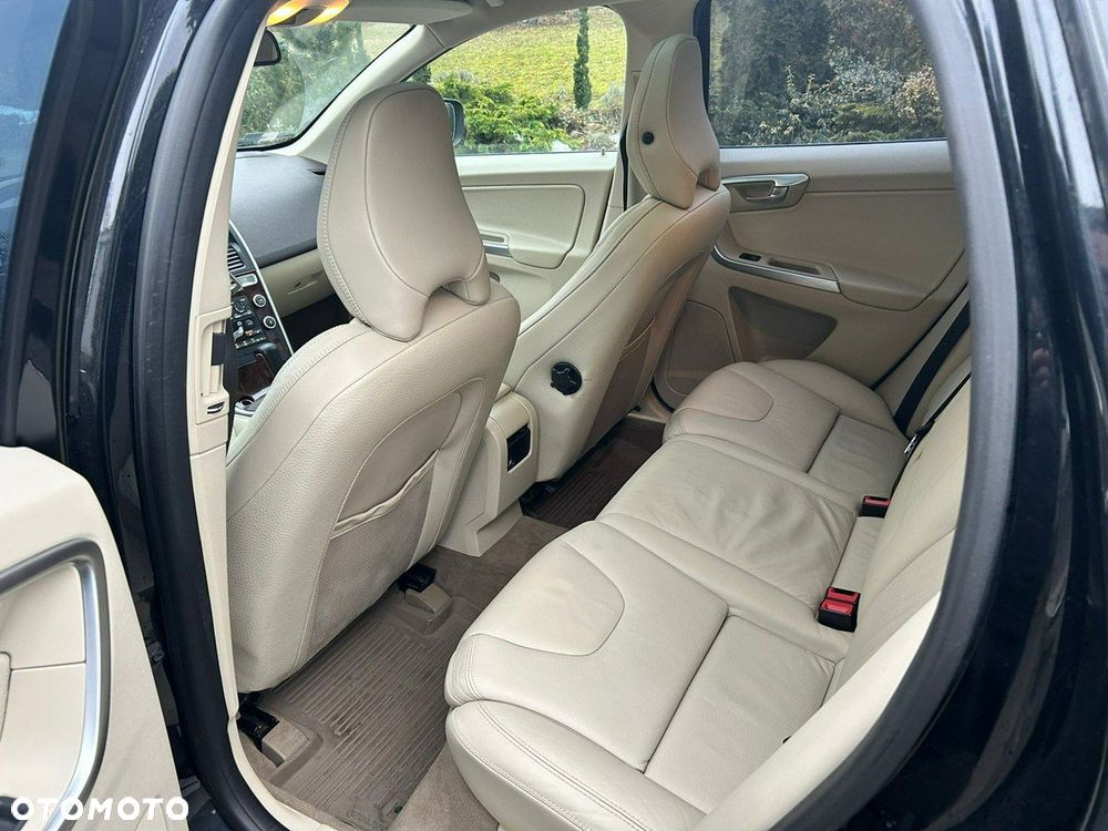 Volvo XC 60 - 35
