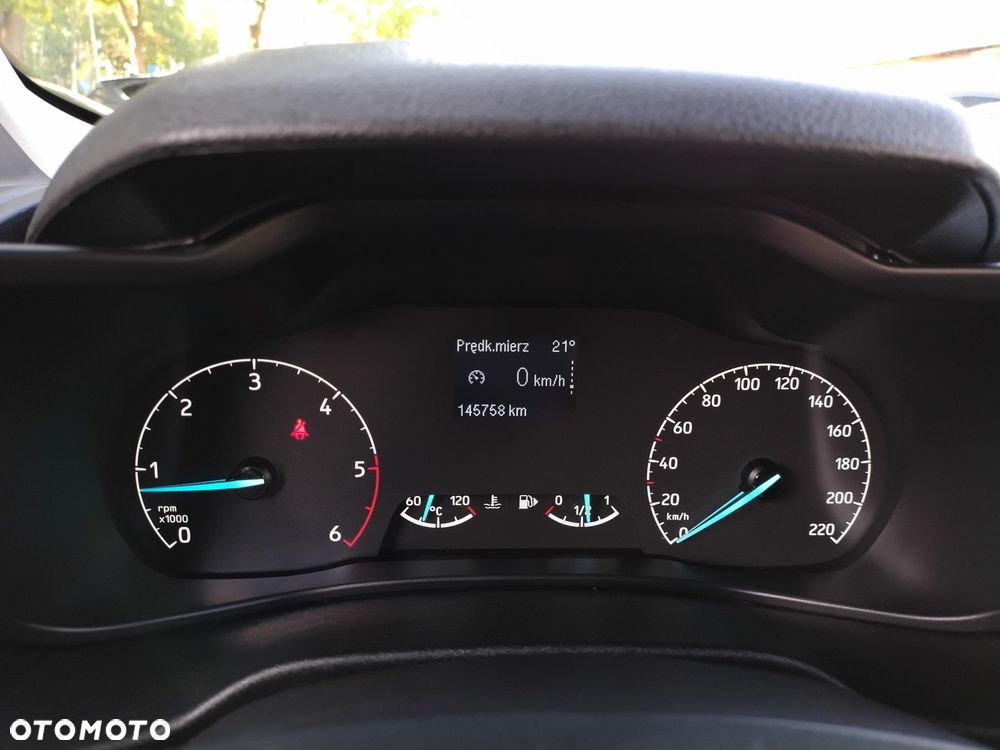 Ford Transit Connect - 18