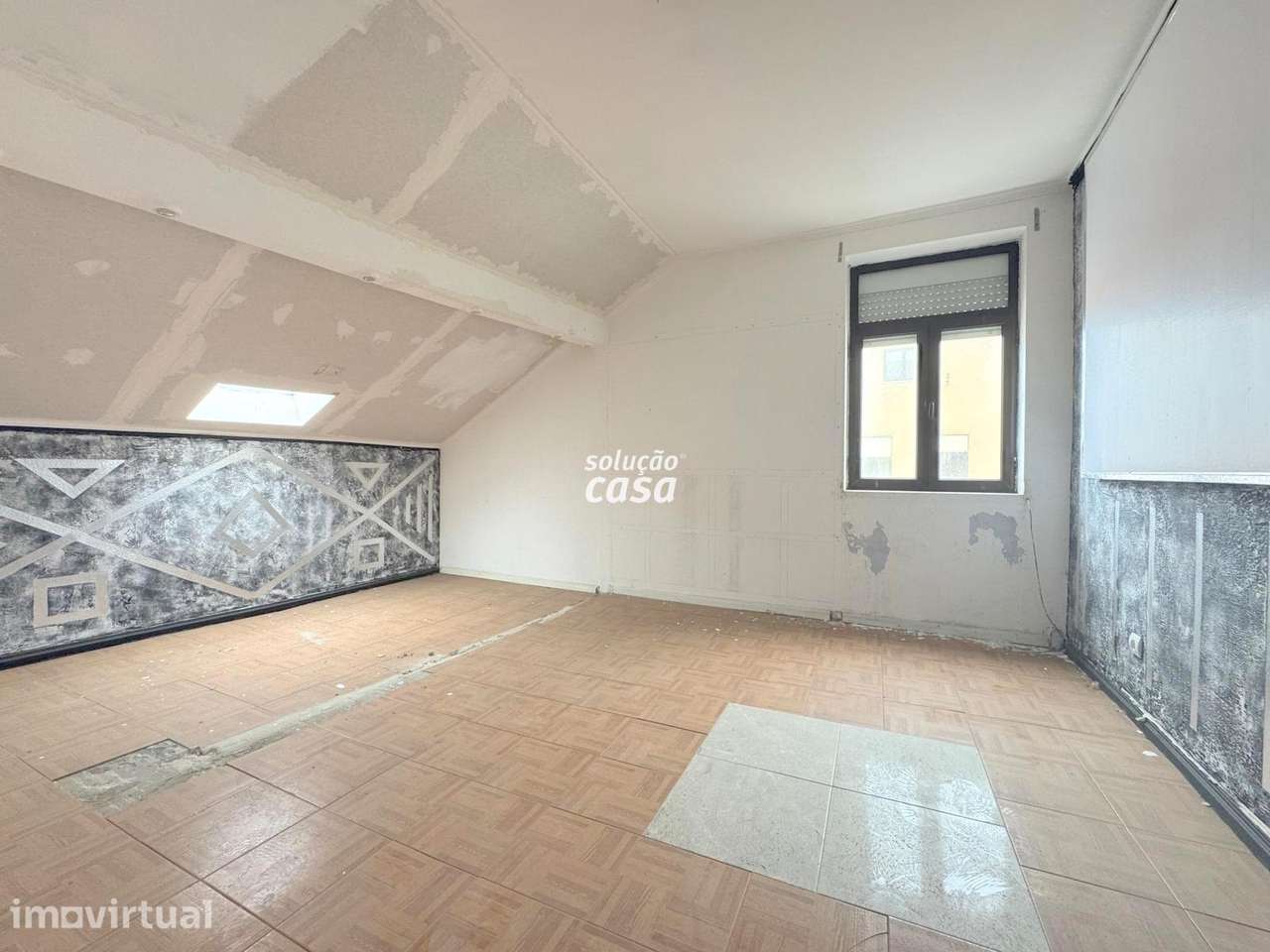 Prédio para Investimento no Centro de Matosinhos, a 800 metros da Esta - Grande imagem: 4/30