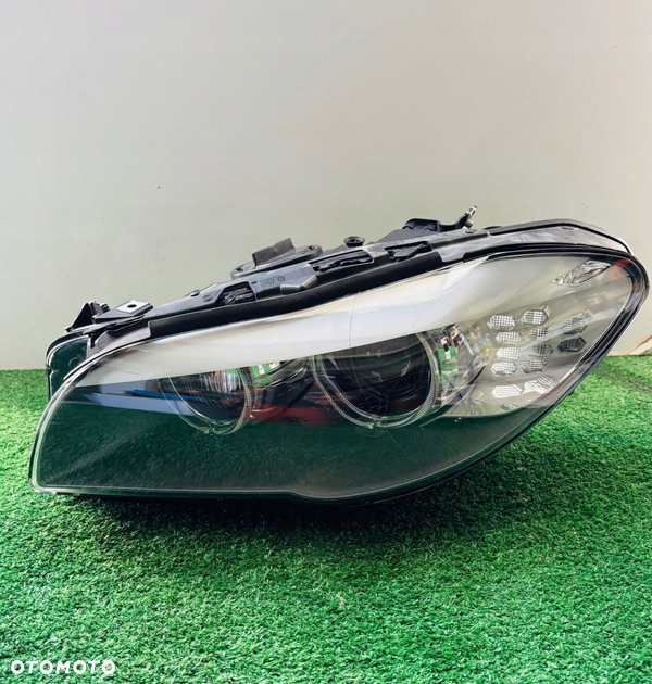LAMPA LEWA REFLEKTOR LEWY BMW F10 F11 BI XENON SKRĘTNY PRZED FL EU