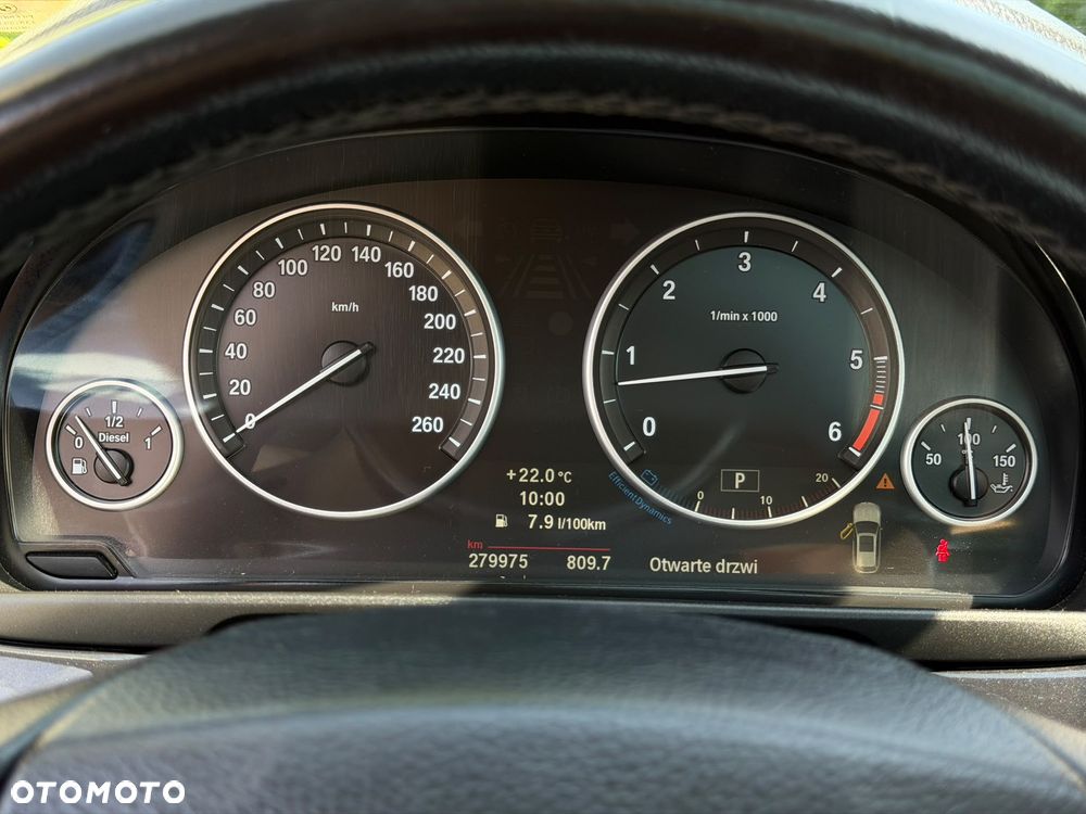 BMW Seria 5 530d xDrive - 21