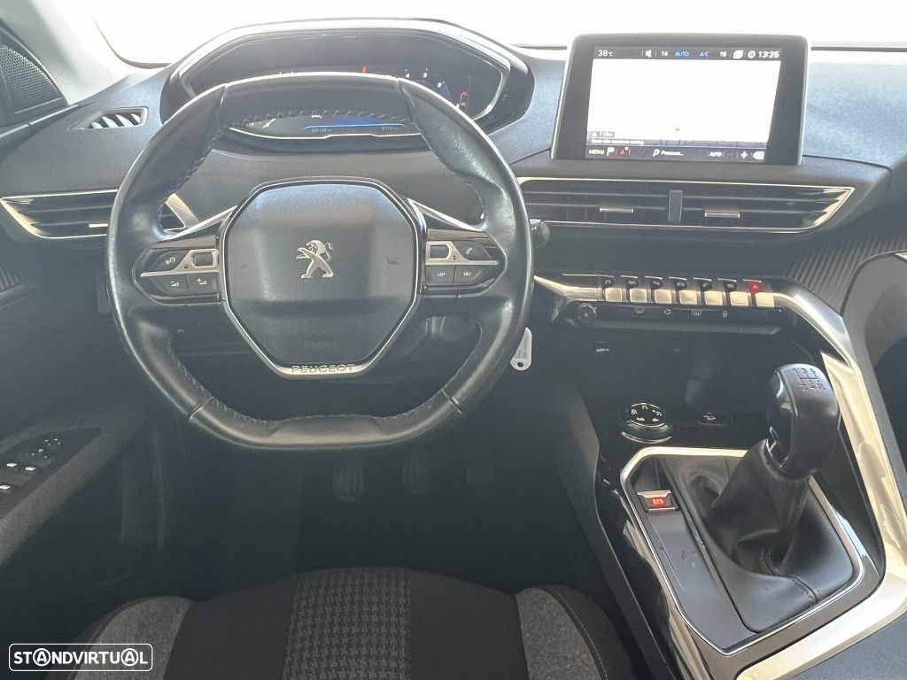Peugeot 5008 1.6 HDi Allure J17 - 10