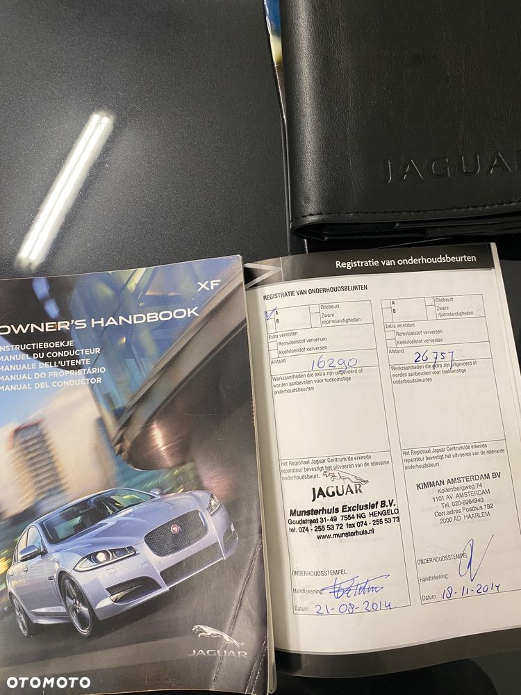 Jaguar XF - 18