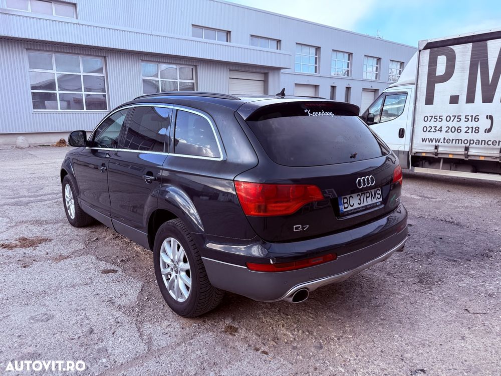 Audi Q7 - 7