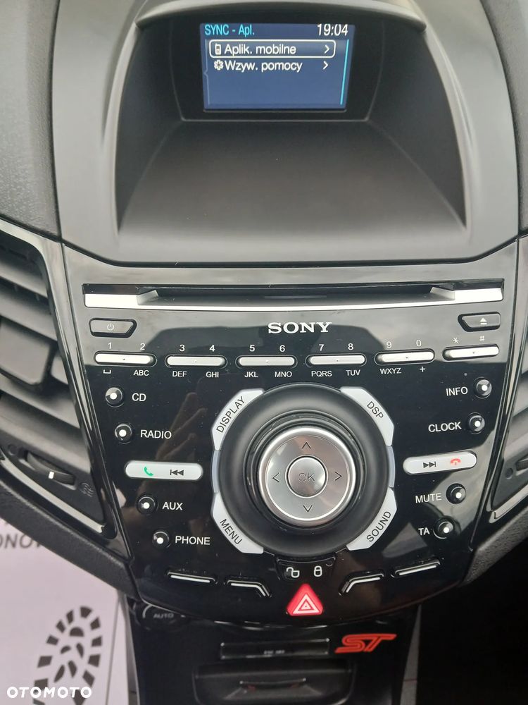 Ford Fiesta 1.6 EcoBoost ST - 28