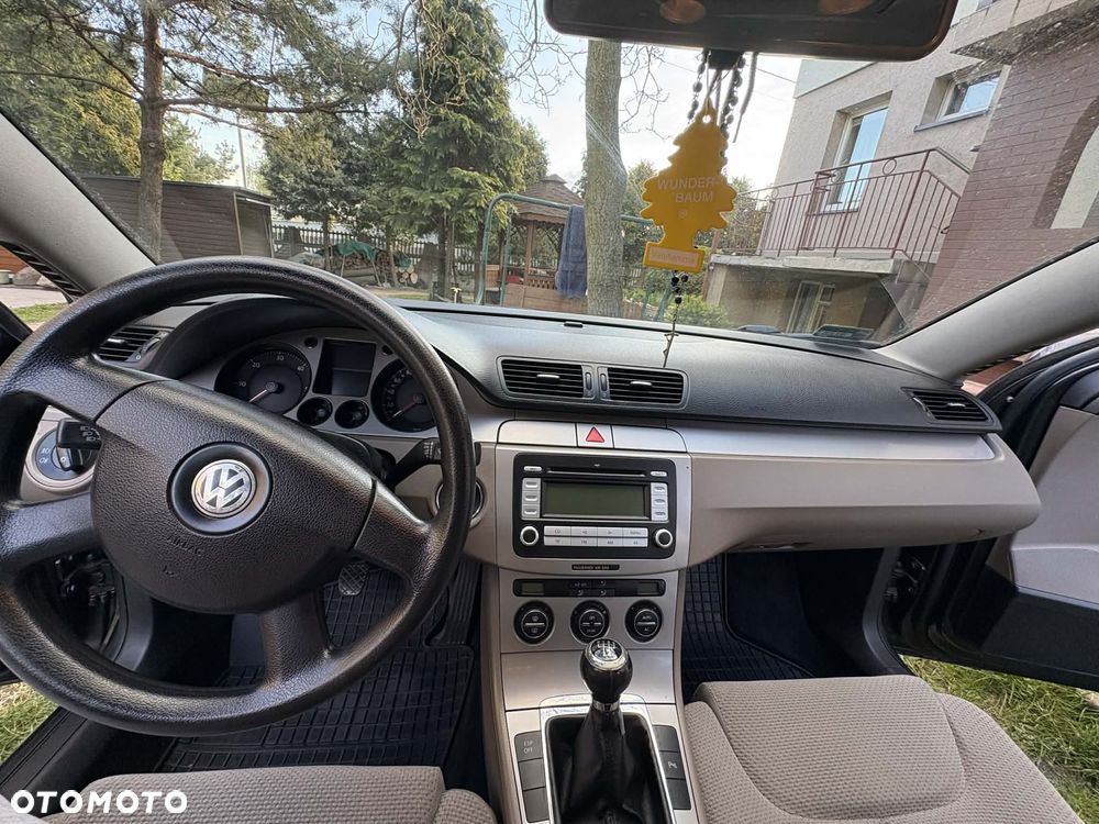 Volkswagen Passat - 6