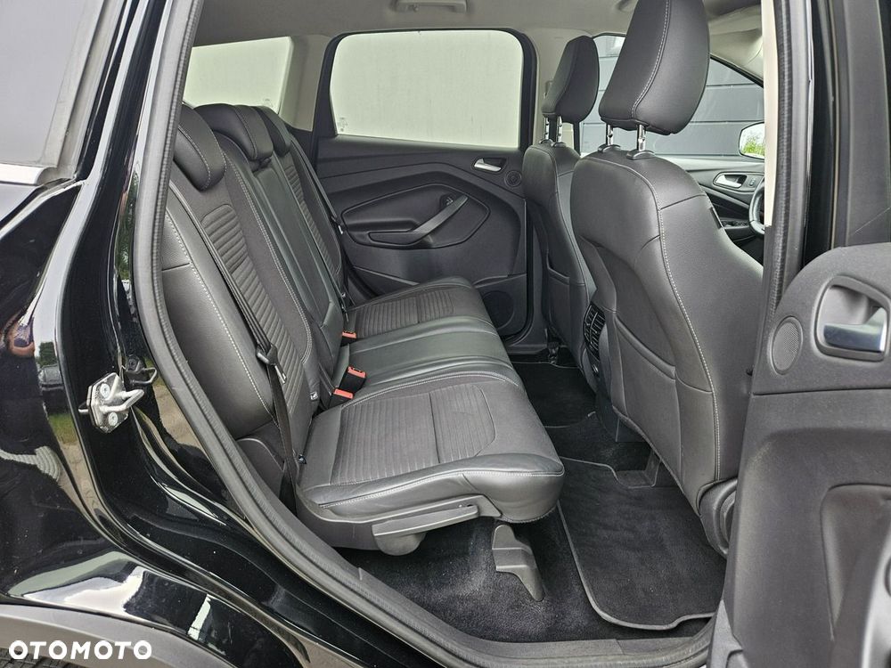 Ford Kuga 2.0 TDCi AWD Titanium - 27