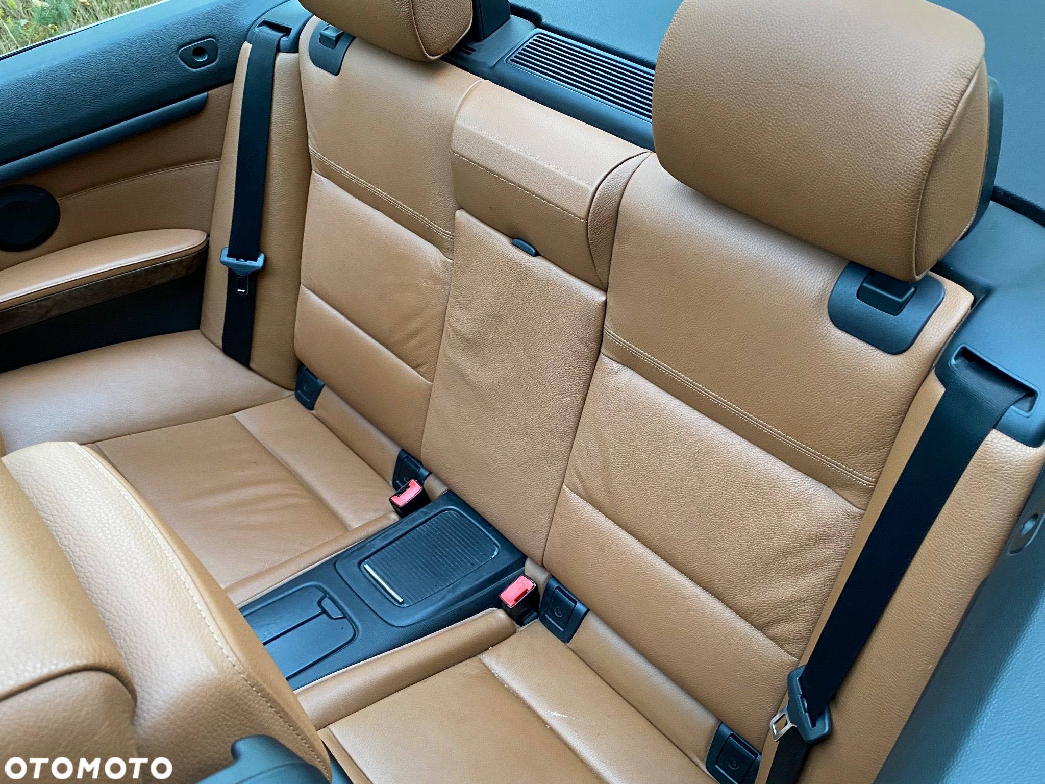 BMW Seria 3 335i Cabrio - 13