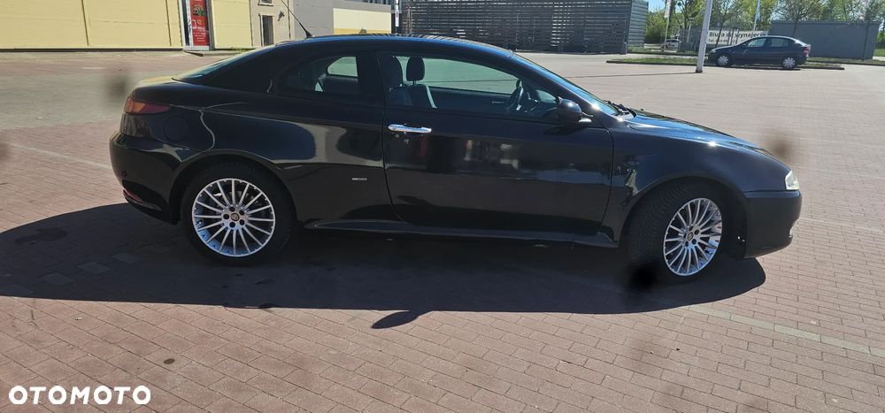 Alfa Romeo GT 1.9JTD 16V Black Line - 7