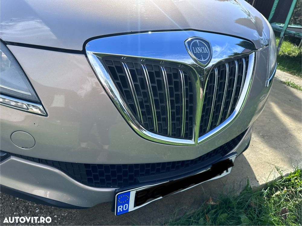 Lancia Delta 1.6 MultiJet Aut. Oro - 22