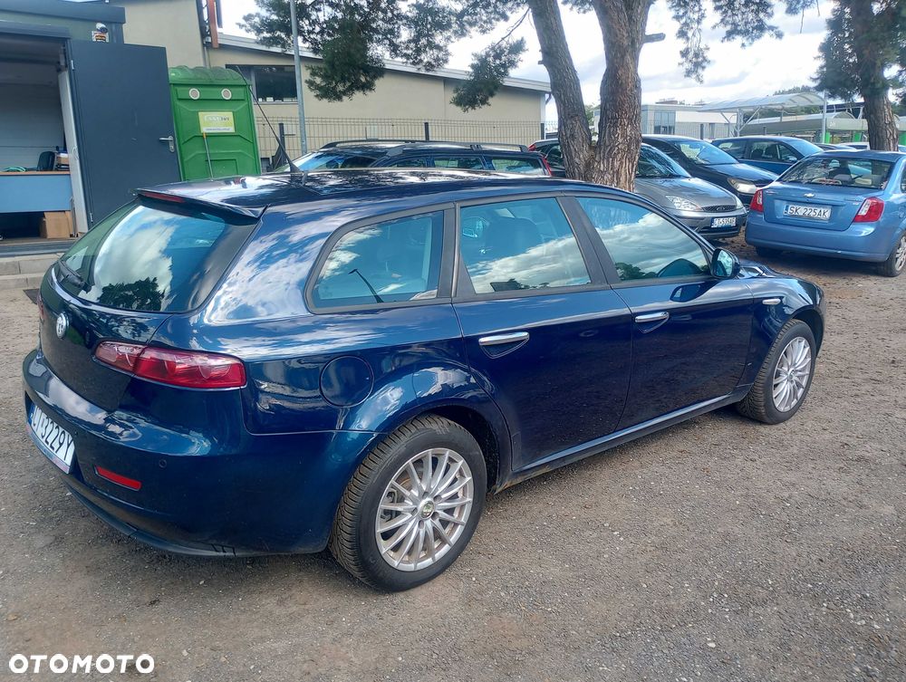 Alfa Romeo 159 - 8