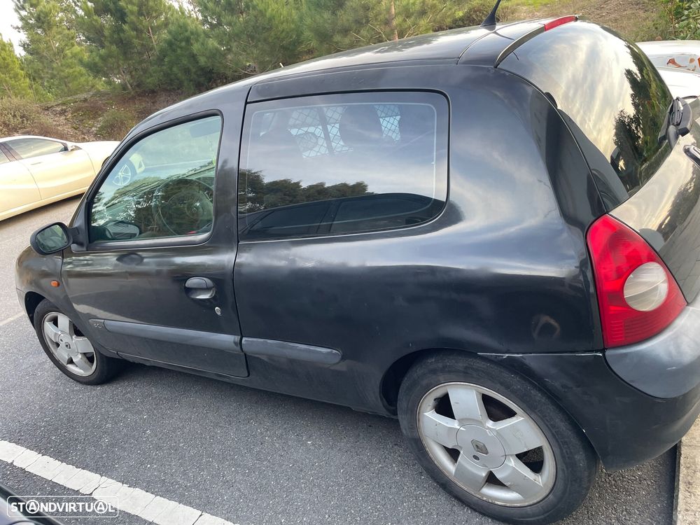 Renault Clio 1.5 dCi Pack - 2