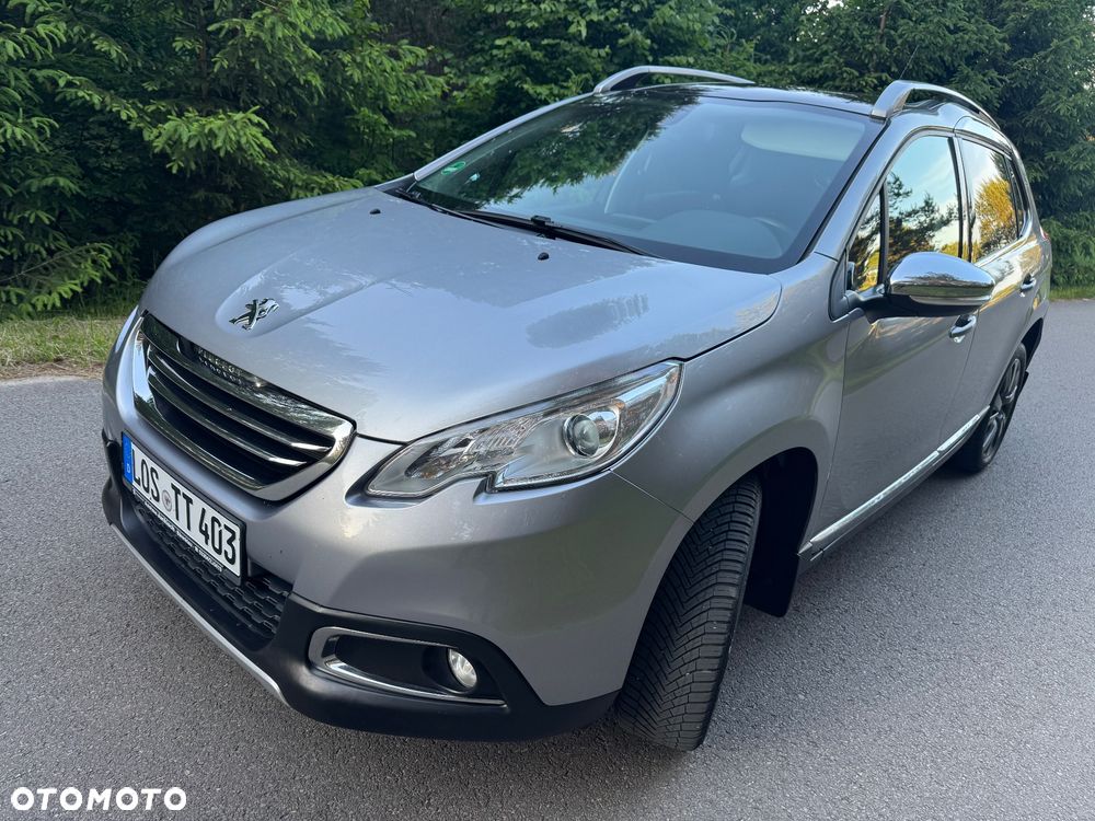 Peugeot 2008 1.6 BlueHDi Allure S&S - 19