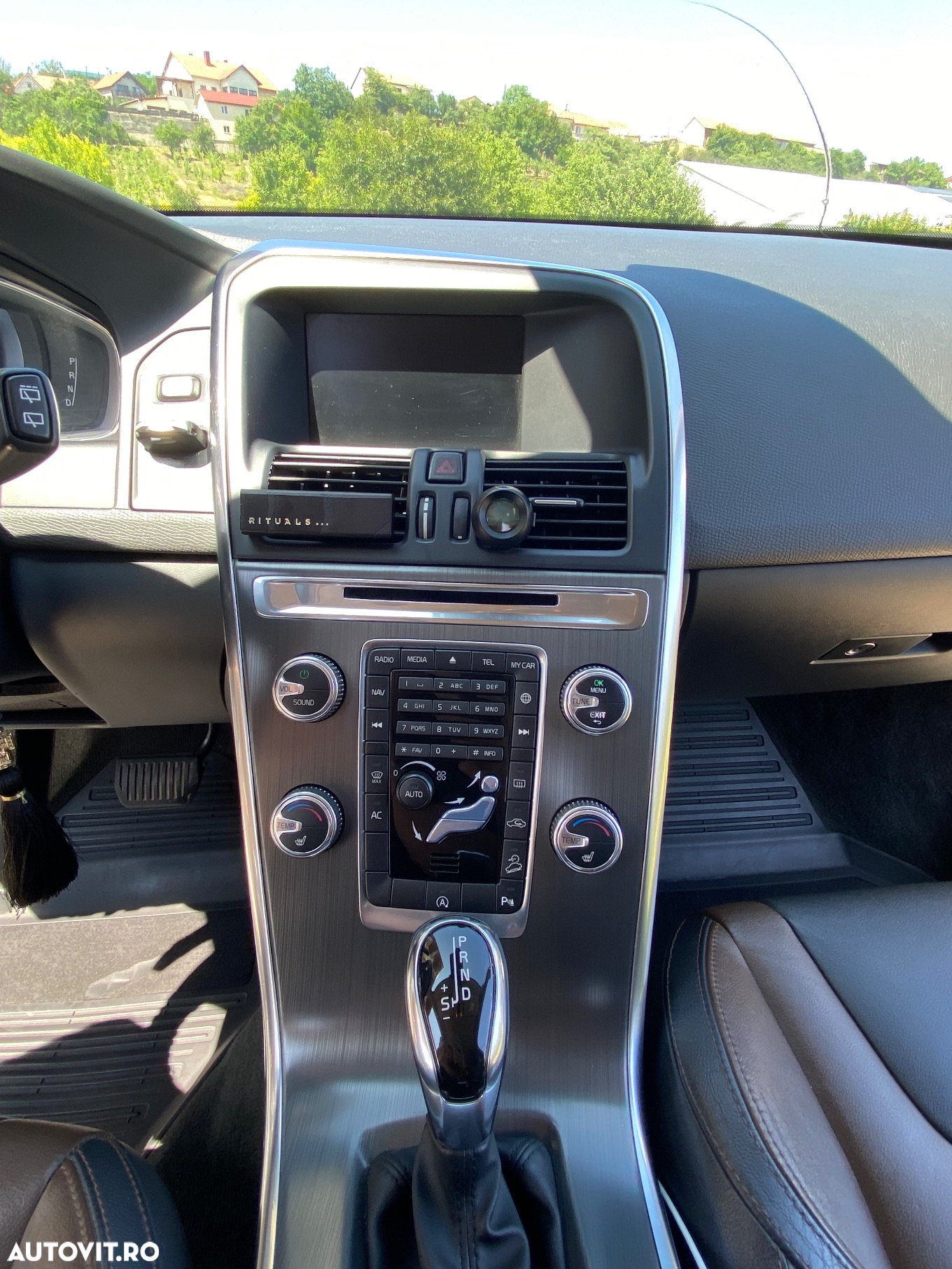 Volvo XC 60 D4AWD Kinetic - 13