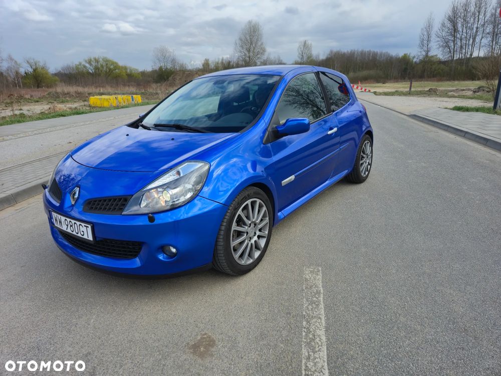 Renault Clio 2.0 16V Sport - 1