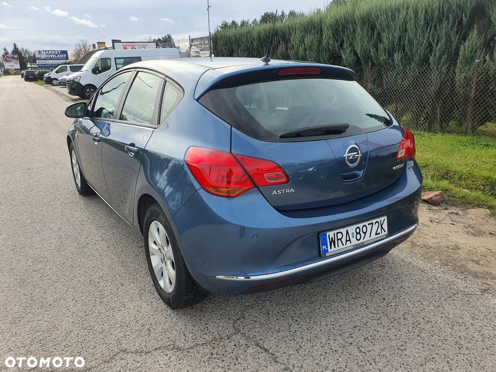 Opel Astra ver-iv-1-4-t-cosmo - 8